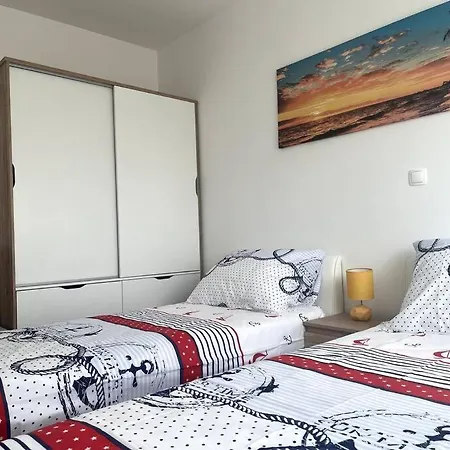 Lamare Apartman